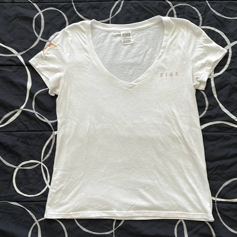 White short sleeve top